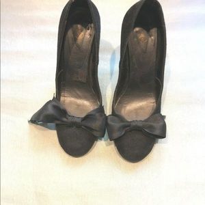 Joe’s Black Suede Pumps size 6